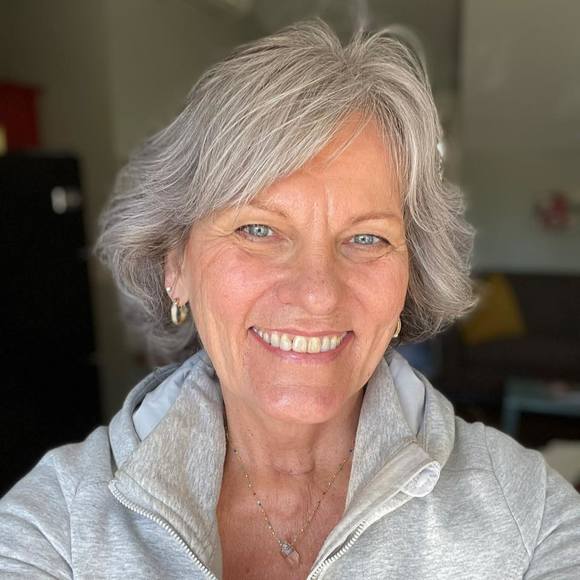 Profile Picture of Kim Pall (@kimpall2) on Poshmark