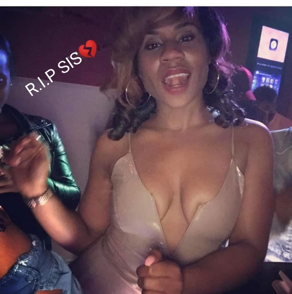 Profile Picture of Qiana Martin (@qiana40) on Poshmark