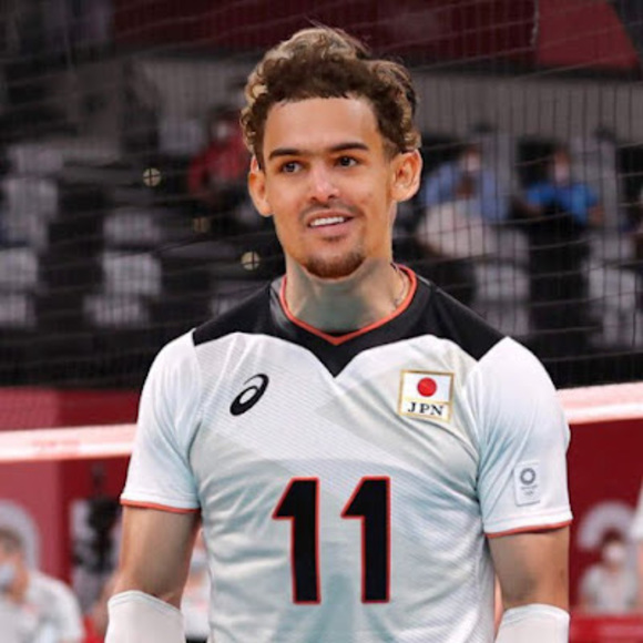 Profile Picture of Ryan Tomas (@rjt_ryan) on Poshmark