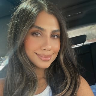 Profile Picture of Jennifer Rodriguez (@jennyrodriguezstyle) on Instagram