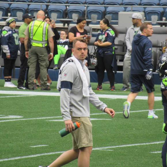 Profile Picture of Jake Rosenfeldt (@jakerosenfeldt) on Poshmark