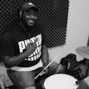Profile Picture of Jon Clarke (@TheblackMetaldrummer) on Youtube