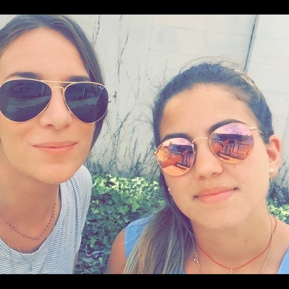 Profile Picture of Melissa Cirera (@mel0794) on Poshmark