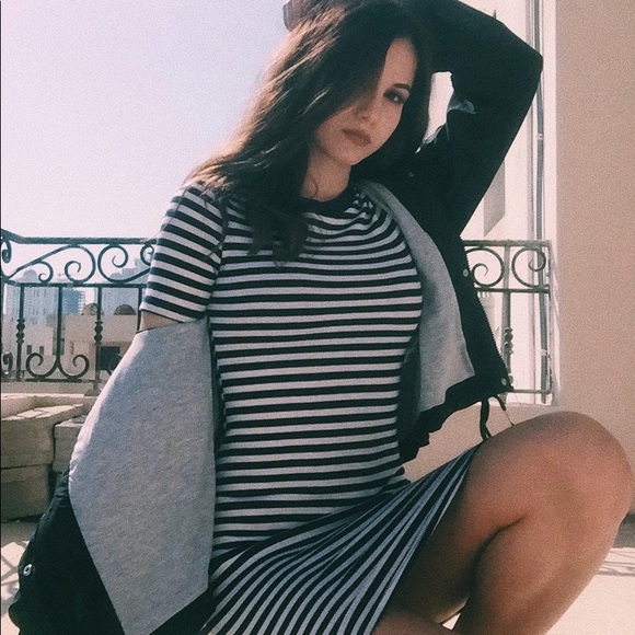 Profile Picture of Alexis Hurban (@starcuna) on Poshmark