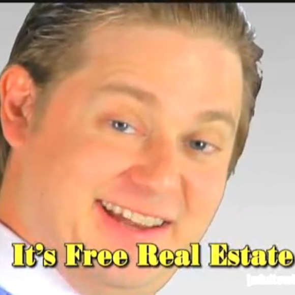 Profile Picture of Cooper Smith (@coopdogg12) on Poshmark