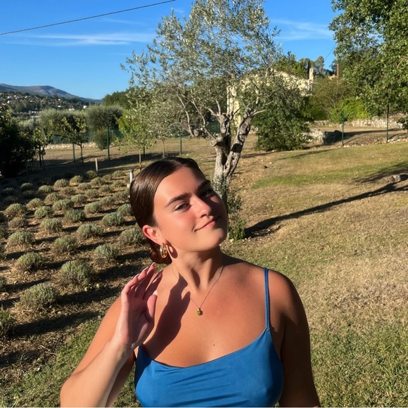 Profile Picture of Natalie Chakar (@nataliechaka701) on Poshmark