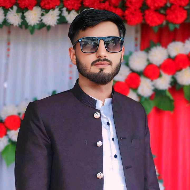 Profile Picture of Adnan Farooq (@adnansager08) on Tiktok