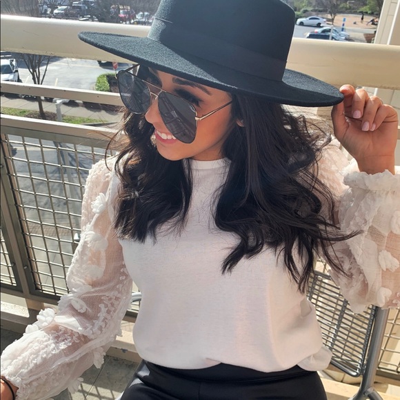 Profile Picture of Marissa Tansino (@marissatansino) on Poshmark