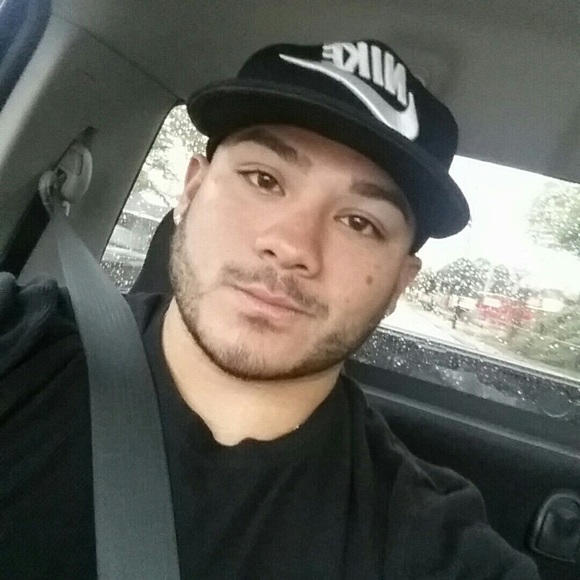 Profile Picture of Rick Gonzalez (@rgonzo3) on Poshmark