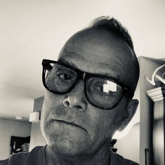 Profile Picture of Craig Matthews (@craigmatthew802) on Poshmark