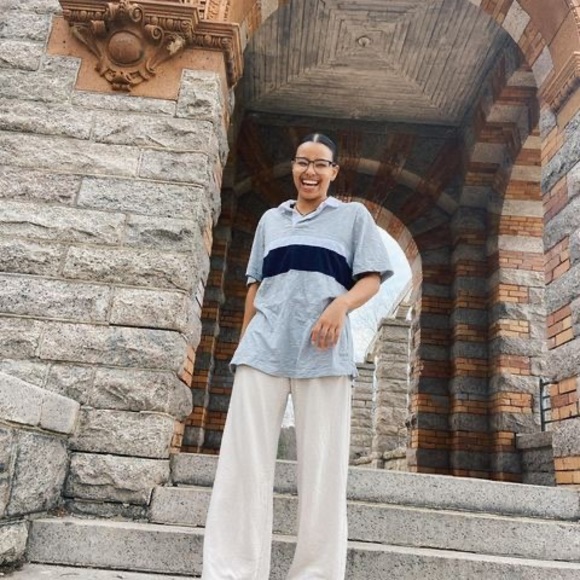 Profile Picture of Yoshi Maysonet (@yoshimaysonet) on Poshmark