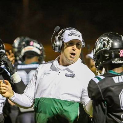 Profile Picture of Robert Andrews (@coachrobandrews) on Twitter