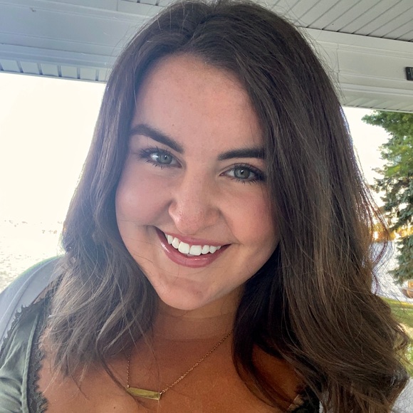 Profile Picture of Emma Berkal (@berkem97) on Poshmark