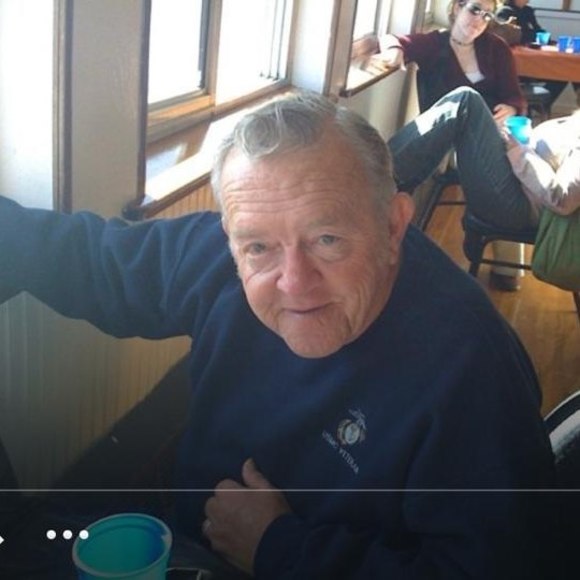 Profile Picture of Linda Gambrall (@lindagam) on Poshmark