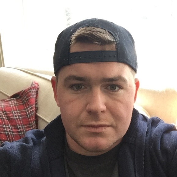 Profile Picture of Alex Friel (@afriel804) on Poshmark