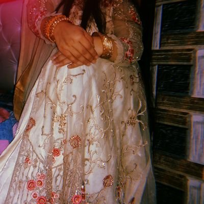 Profile Picture of Zainab.a.Qureshi (@zainabqureshi67) on Twitter
