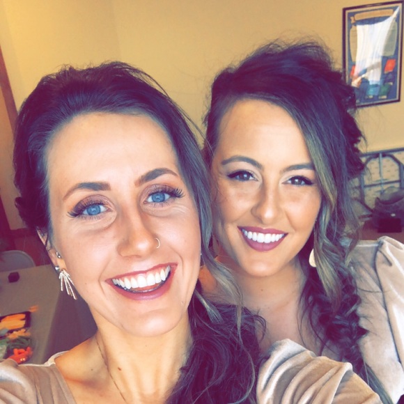 Profile Picture of Cassandra Lombardo (@cassandralom191) on Poshmark