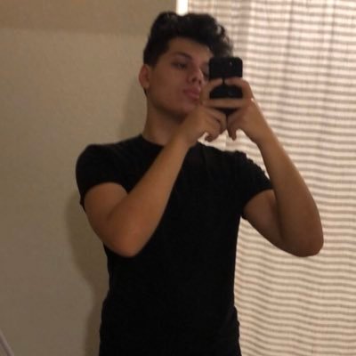 Profile Picture of Dflow (@_DanielMichaels) on Twitter