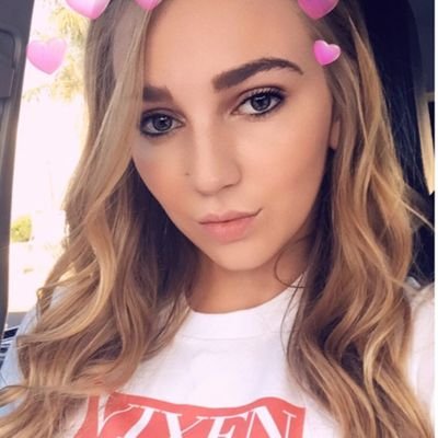 Profile Picture of Celina Williams (@celina51791414) on Twitter