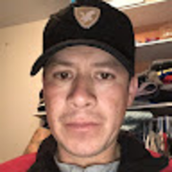 Profile Picture of Mauricio Arboleda (@mauricioarboled) on Poshmark