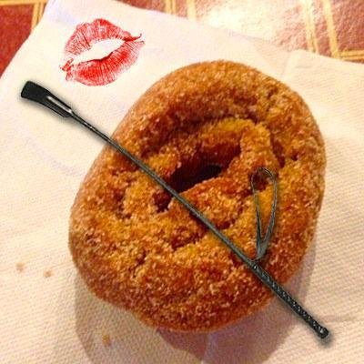 Profile Picture of Deni The Donut (@TheTakenPulse) on Twitter
