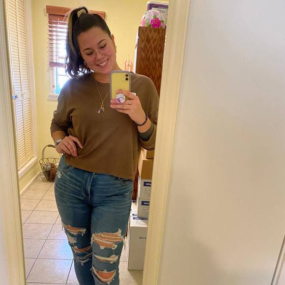 Profile Picture of Zoë Leachman (@zo_nic_) on Poshmark