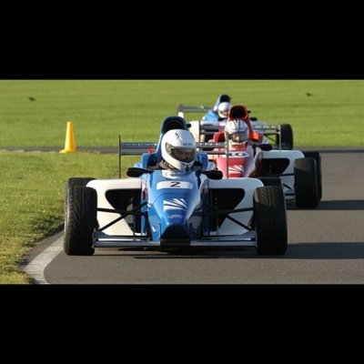 Profile Picture of James Broomfield (@@BroomieBrows) on Twitter