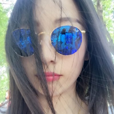 Profile Picture of AmberDing (@amberdiangogo) on Twitter