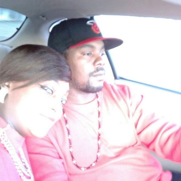 Profile Picture of Howard Clark (@hound1234) on Poshmark