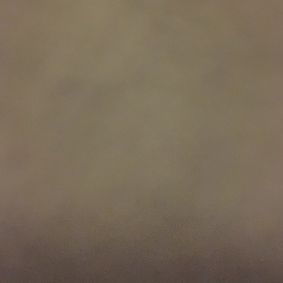 Profile Picture of Andrew Hizel (@ashizel) on Poshmark