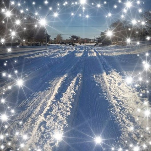 Profile Picture of Liza Chowdhury (@lizachowdhur723) on Poshmark