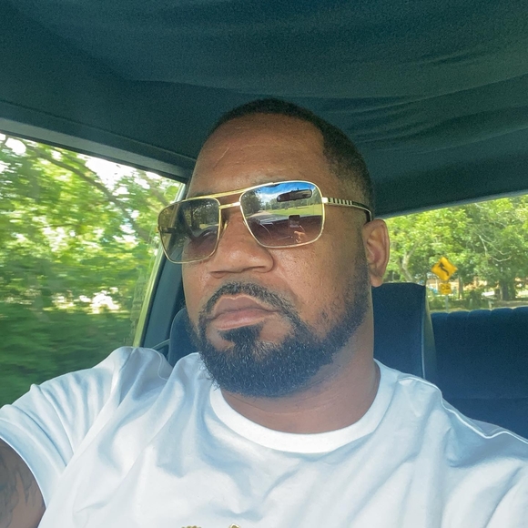 Profile Picture of Tobias Ford (@tobiasford30) on Poshmark