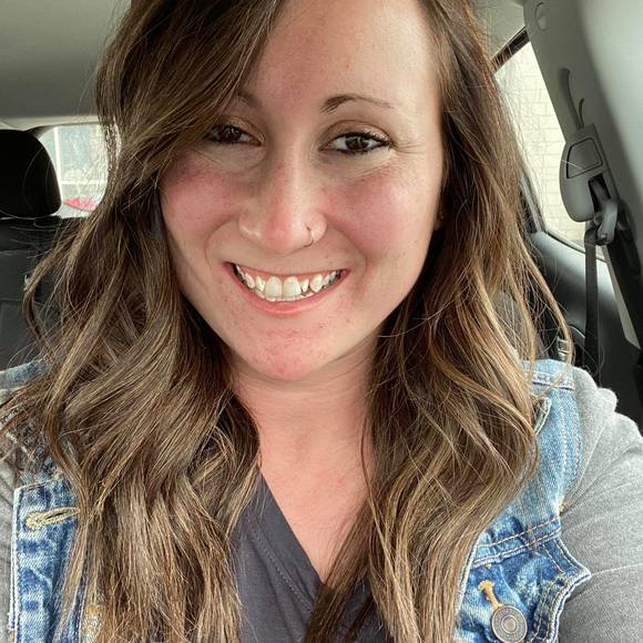 Profile Picture of Kayla Singleton (@kaylajsingleton) on Poshmark