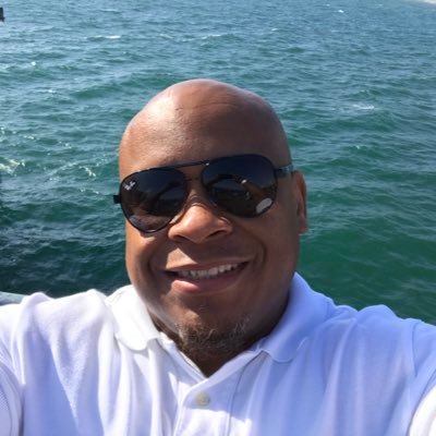 Profile Picture of JustRich (@viney_richard) on Twitter