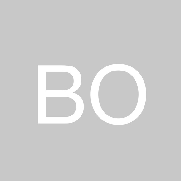 Profile Picture of Barbara Ondash (@bondash) on Poshmark