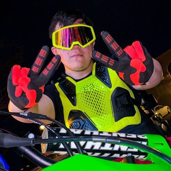 Profile Picture of Steven Ruvalcaba (@thatboisteven) on Poshmark