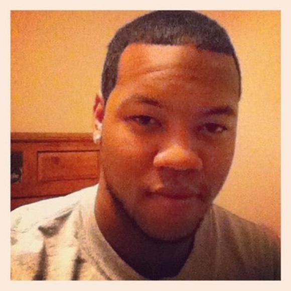 Profile Picture of Raymond Pearson (@nosaja98) on Poshmark