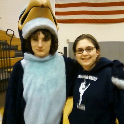 Profile Picture of Carrie Maynard (@CarrieMaynard21) on Twitter