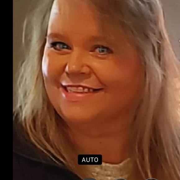 Profile Picture of Kim Burton (@kimmy9796) on Poshmark