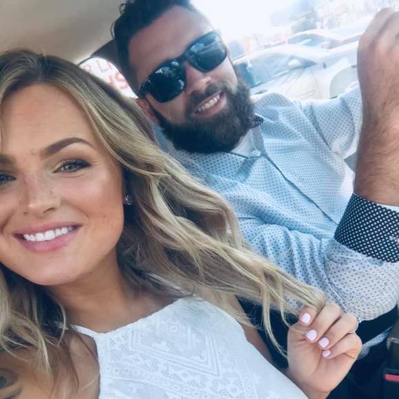 Profile Picture of Brittany Derusso (@derussoxoxo) on Poshmark