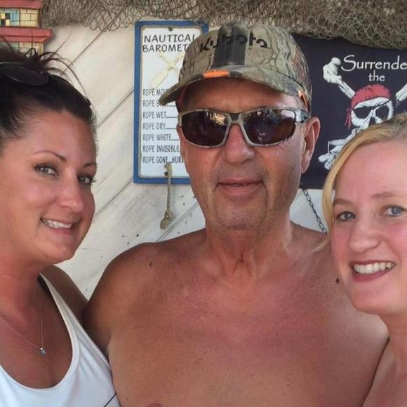 Profile Picture of Kara Saletta (@karasaletta) on Poshmark