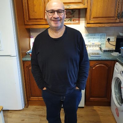 Profile Picture of The Hirsh (@JonJonefc) on Twitter