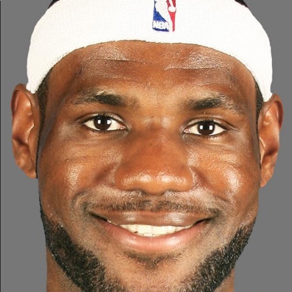 Profile Picture of Kyle Sams (@kswiss33) on Poshmark