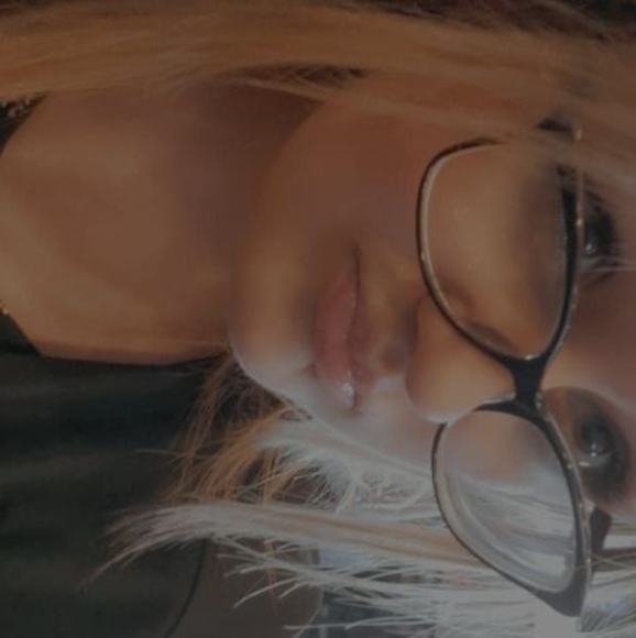 Profile Picture of Ruth Mclaughlin (@ruthmclaughl167) on Poshmark