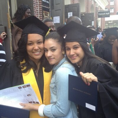 Profile Picture of Mayra Class (@MayraClass) on Twitter