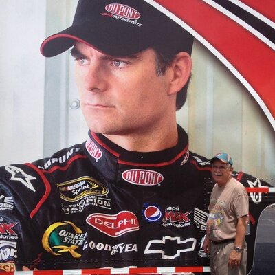 Profile Picture of Michael Hartung (@hartinichael) on Twitter