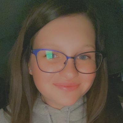 Profile Picture of Hannah 🐾 (@HannahOliver143) on Twitter