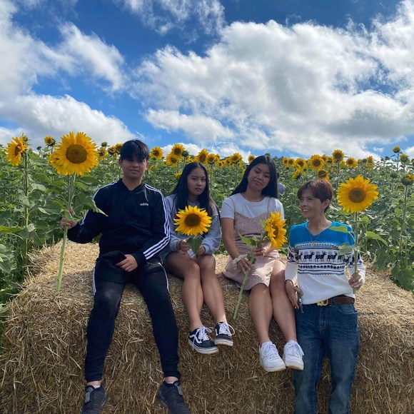 Profile Picture of Kim Thuy linh nguyen (@kimnguyen687) on Poshmark