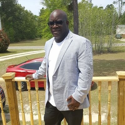 Profile Picture of Eric Bratcher (@HokeCo92) on Twitter