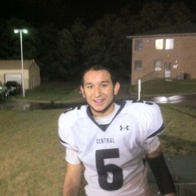 Profile Picture of Joey Mejia (@joeeliash) on Twitter